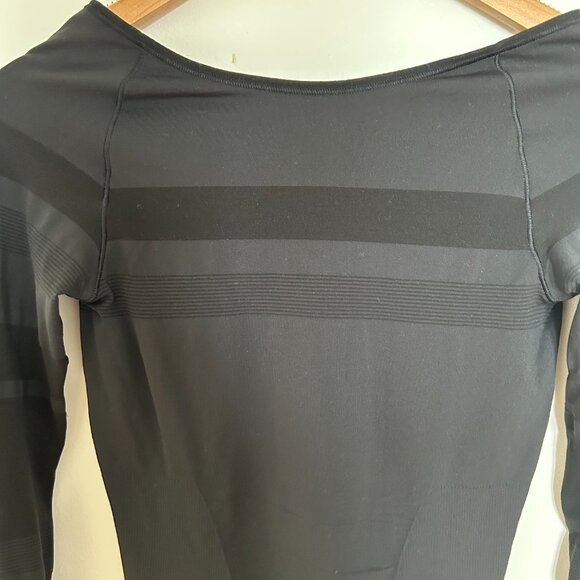 Lululemon Gleam and Glow Bodysuit Black Size 8 - Picture 10 of 10